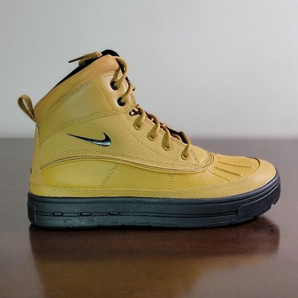 Nike ACG Woodside 2 Women's Duck Hiking Waterproof Boots Wheat Black Size 7.5 - Picture 7 of 14